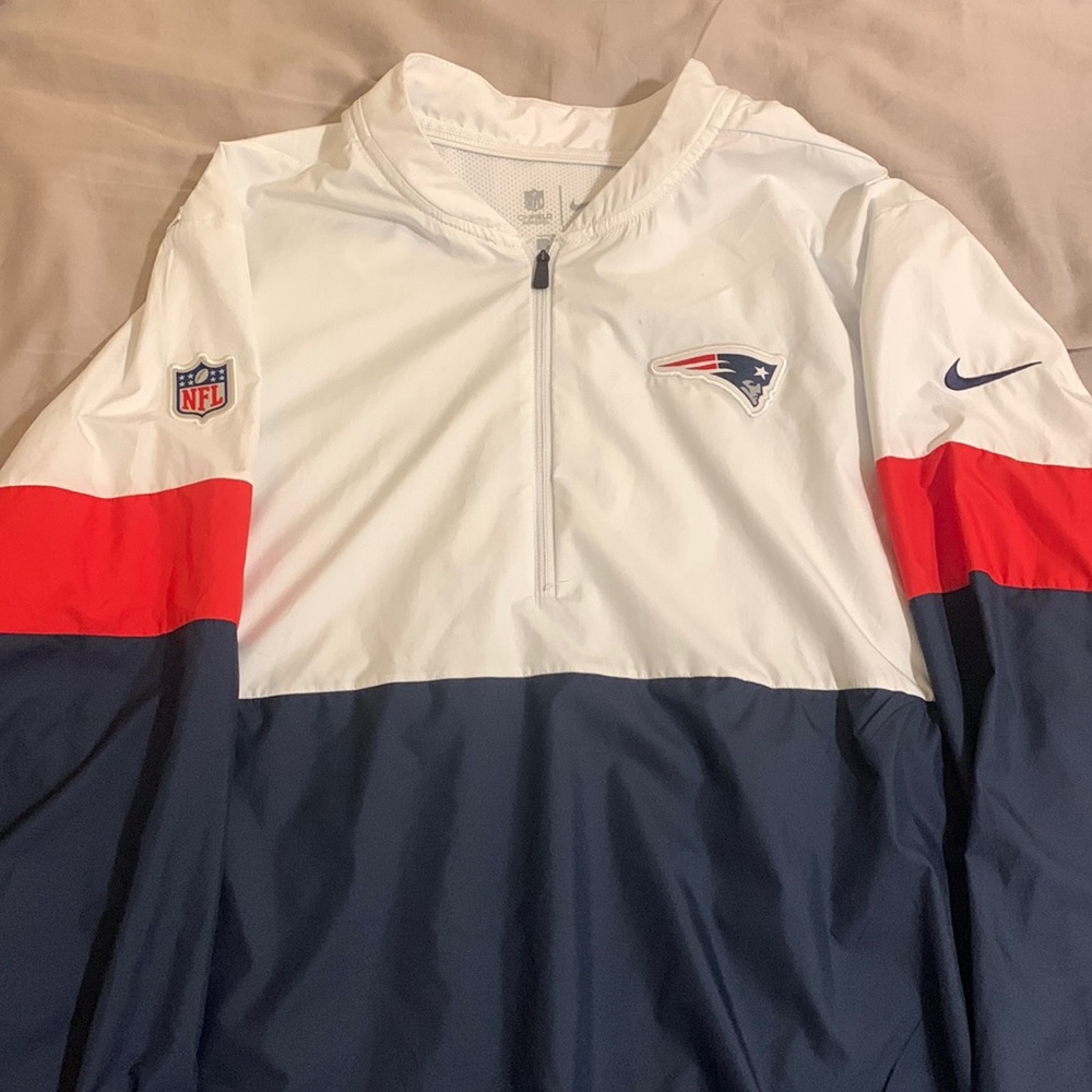 Patriots Nike On-Field Quarter Zip Size L